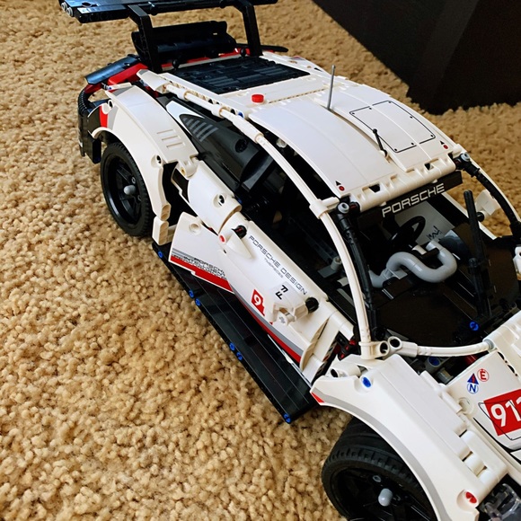 Porsche 911 lego - Picture 5 of 5